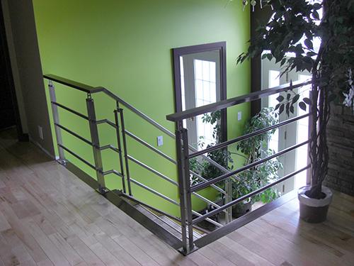 Cầu Thang Inox Đẹp