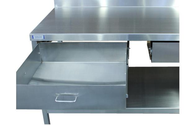 BÀN THAO TÁC Y TẾ - BÀN INOX 111